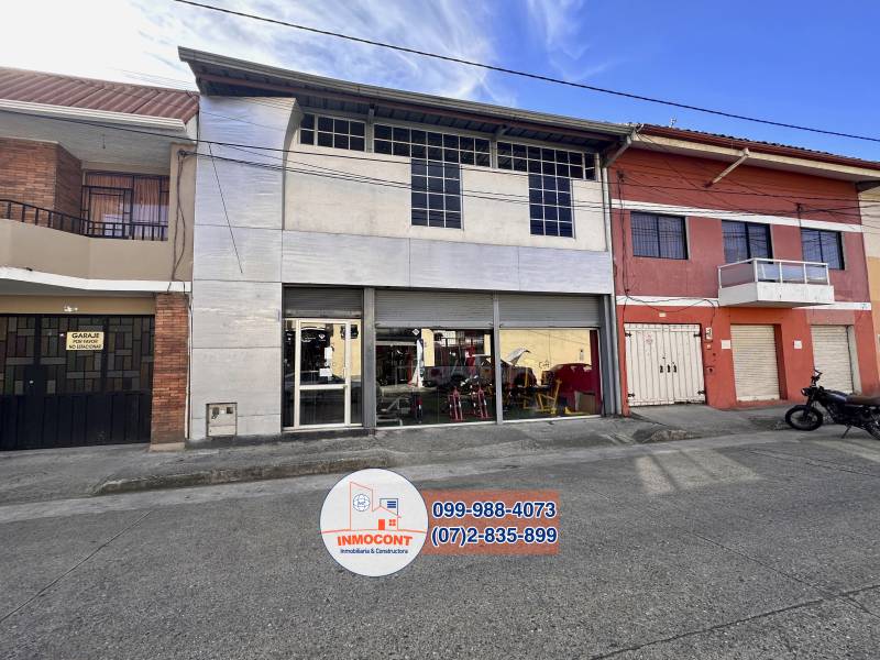 C1217 Amplio local comercial en venta